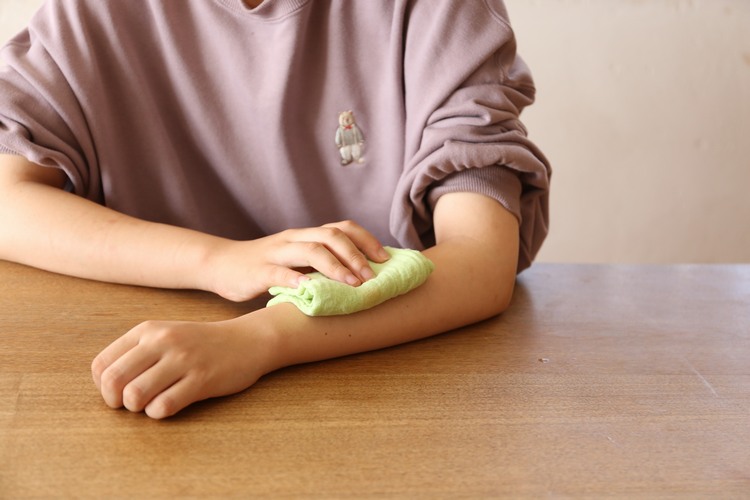 びわ葉の葉エキスを使った温湿布｜びわの葉の鎮痛効果 -Food for Well